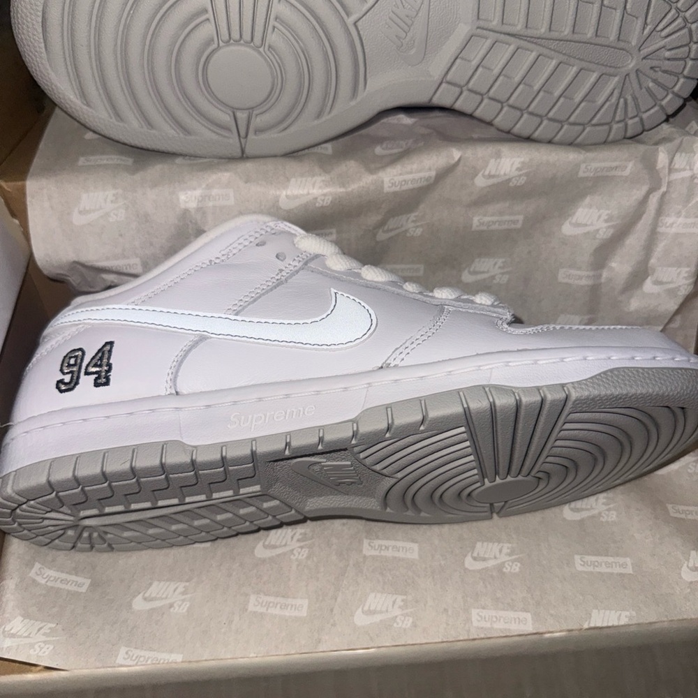 Nike SB Dunk Low OG QS Supreme 94